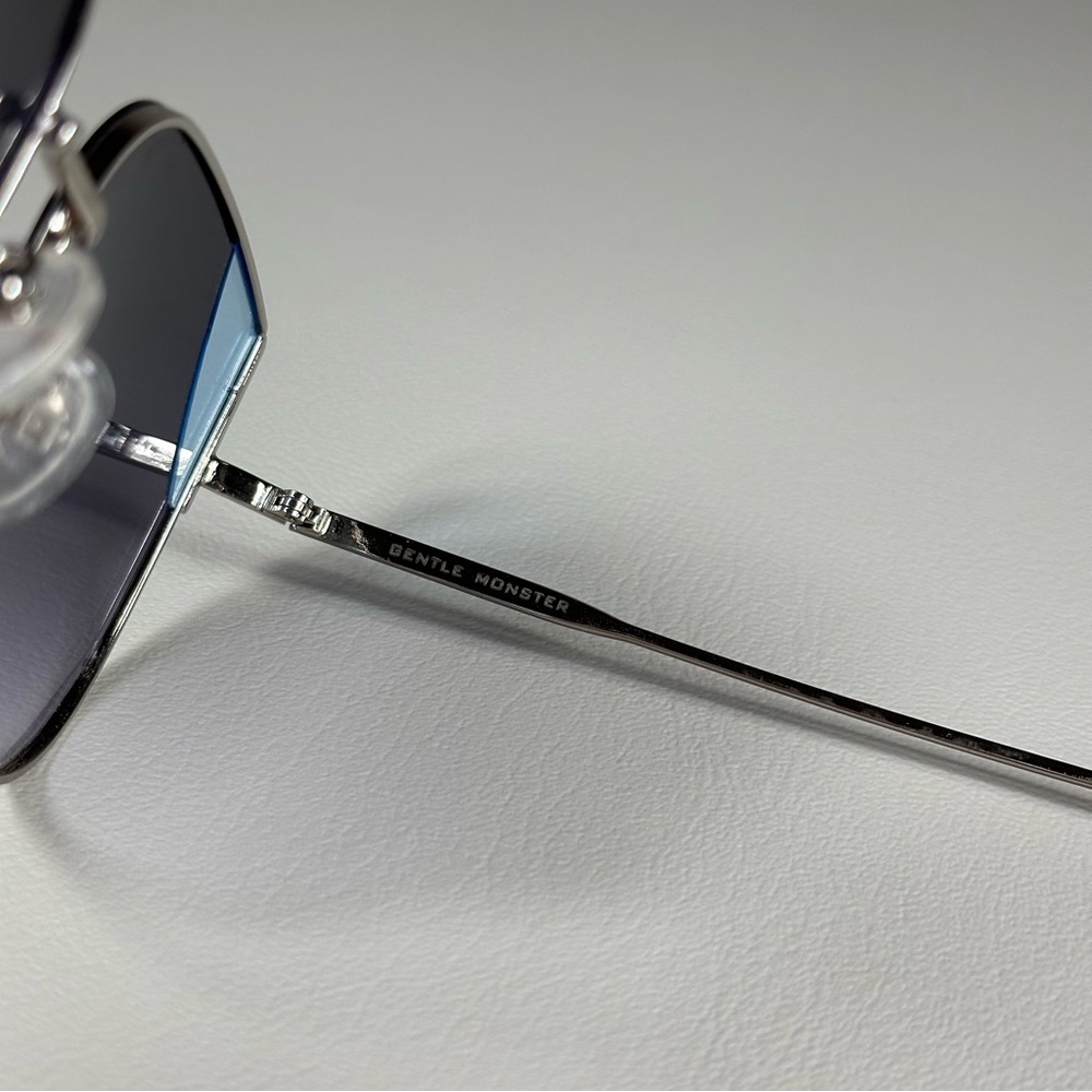 Gentle Monster Lala G2 Cat Eye Sunglasses - Picture 5 of 7